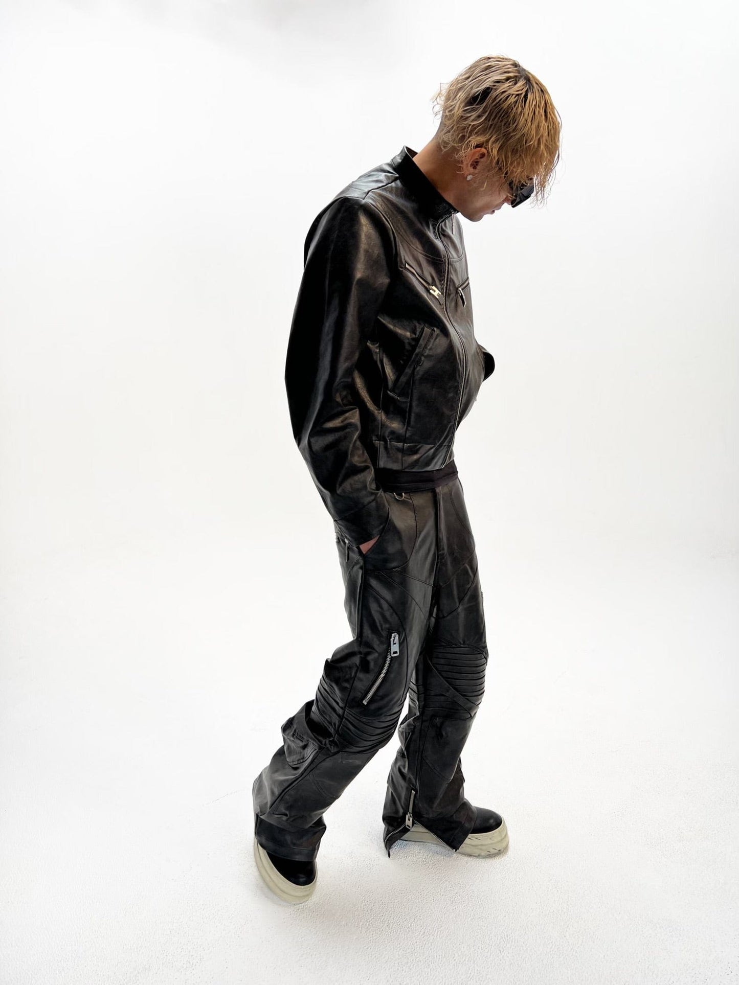 QAOS® Leather Pants in Black